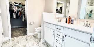 Beautiful and Spacious 4 Bedroom Home / New Construction! Gallery 23