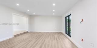 8421 SW 27th Ter Gallery 18