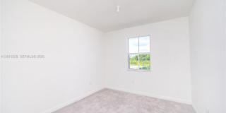2642 SE 10 street Gallery 22