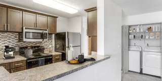 Sailpointe at Lake Norman Apartment Homes Gallery 43