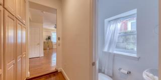1818 BANK Street Gallery 10