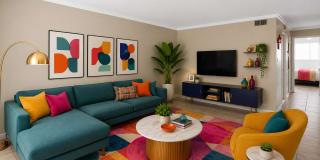 2929 Dunvale Gallery 2