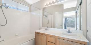 Charming Single-Story Home in the Heart of Green Valley! Gallery 15