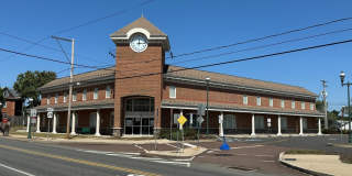350 MAIN Street Gallery 1