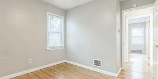 19620 Lyndon Street Gallery 7