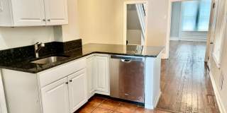 Graduate Hospital 3bd/1/5bth Charmer Gallery 5