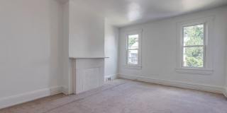 Available JULY 2026 - Renovated 3 Bedroom Home w/ Parking in Mt. Washington! Gallery 15