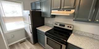 3 Bedroom Townhouse Near Downtown Durham 3 Bedroom Townhouse Near Downtown Durham Gallery 7