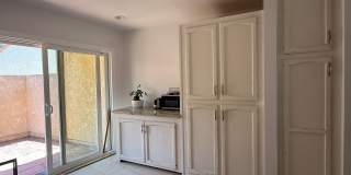 Beautiful 3BD/3BA Townhome in Carlsbad Gallery 17
