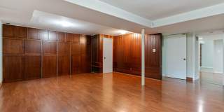 Spacious Mid Century Modern Arlington Home | Prime Location Near Clarendon & Metro Gallery 31