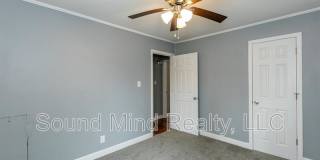 1729 Dallas Street Gallery 24