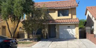 4-BEDROOM HOUSE. REMODELED KITCHEN-NO HOA! Gallery 1