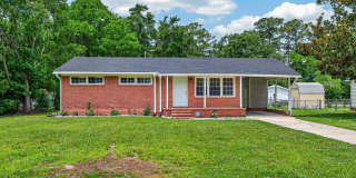 2527 Country Club Road Gallery 1