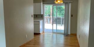 STUDENTS WELCOME! 4 Bed 2 Bath Home in West Ft Collins w/ Garage and Fenced Yard Gallery 9