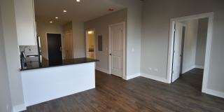 3833 N Broadway Gallery 143