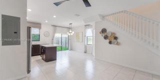 20814 NE 5th Ct Gallery 2