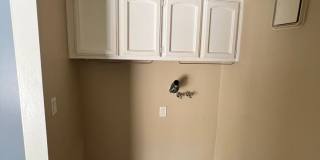Newbury Park - Three bedroom, bonus room (could be 4th bedroom, 2.5 bathrooms Gallery 8