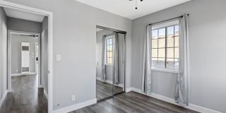 Beautiful 1BR 1BA Unit with Attached 1-Car Garage Located Near USC Gallery 13