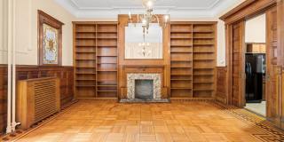 154 West 77th Street Gallery 7