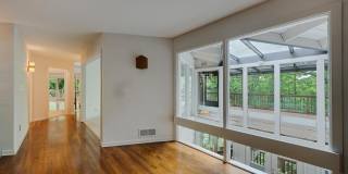 130 Huntcliff Point NE Gallery 21