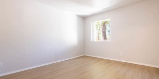 Oak Park Apartment Homes Gallery 5