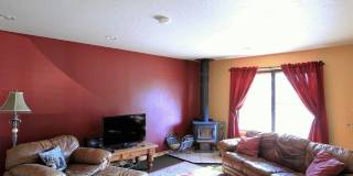 Charming 3-Bedroom Home Across from Orchard Park Gallery 7