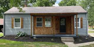 Cute! Renovated 2 Bedroom Home near Anderson Univ Gallery 1