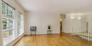 ONE LEVEL LIVING!! in Potomac 4-5 bed 4 baths / Close in Potomac Gallery 26