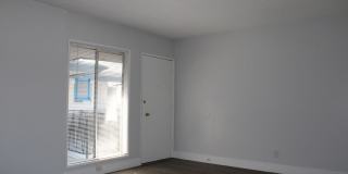 1026 S Flower St Gallery 13