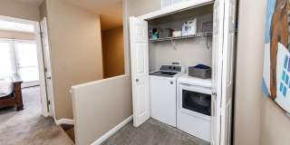 Fully Furnished Downtown 2 Bed, 4 Bath Executive Townhouse Gallery 30