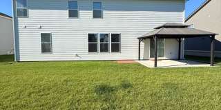 1046 Elmwood Ln Gallery 3