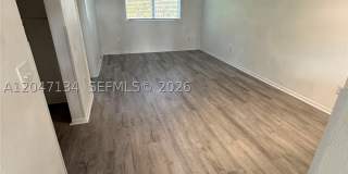 1235 NW 103rd Ln Gallery 4