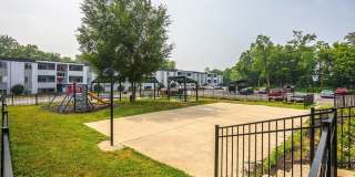 1976 Kentucky Ave - 6 Gallery 18