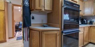 Large Corner Lot Home - 4 bed - 3 bath Gallery 1