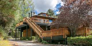 Beautiful 5-Bedroom Home with Mountain Views in Pine Club Mountain! Gallery 1