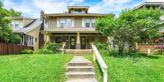 626 North Riley Avenue Gallery 17