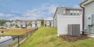 Room for Rent in 3 Bedroom Townhome at Princess Lita Way Gallery 9