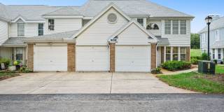 Ground Floor 2 Bed / 2 Bath with New Flooring Gallery 1