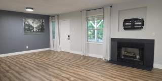 319 Silverberry Ct Gallery 2