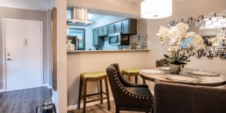 6Eleven Lamar Gallery 24