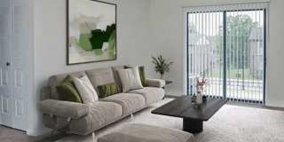 Burnam Woods Apartments Gallery 7