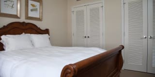 The Lansburgh Gallery 22