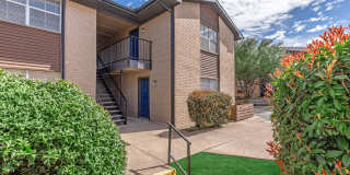 Casa Hills Apartments at Dallas West Gallery 21