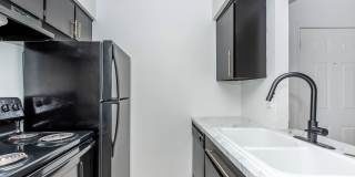 Casa Hills Apartments at Dallas West Gallery 1