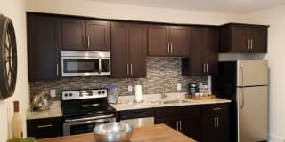 Mayfair West End Gallery 3