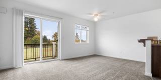 Seasons on the Park Gallery 6