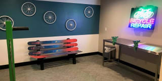 Foothill Place Gallery 42