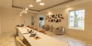 La Sienna Gallery 11