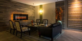 New Boston Square Gallery 21