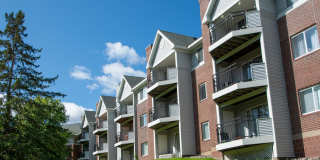 Lexington Apartments & Townhomes Gallery 8